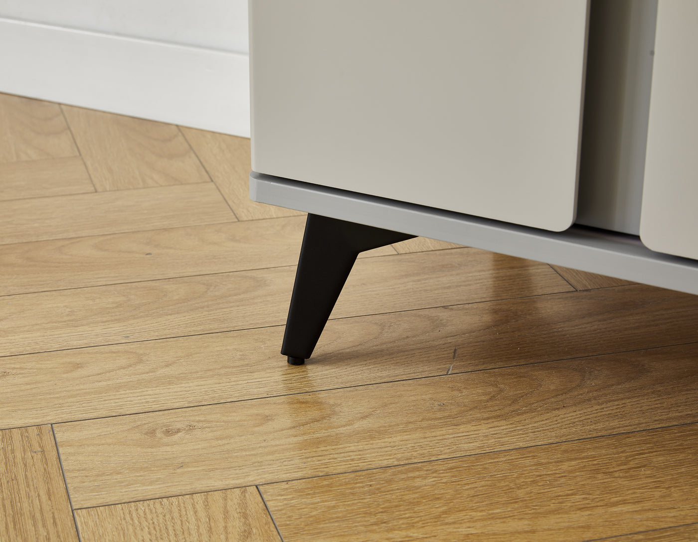 Aspen Minimalist Bedside Table